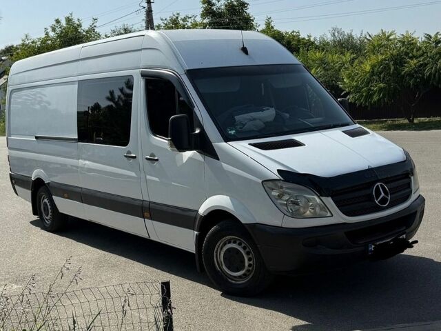 Белый Мерседес Sprinter, объемом двигателя 2.1 л и пробегом 610 тыс. км за 12000 $, фото 1 на Automoto.ua