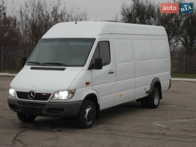 Белый Мерседес Sprinter, объемом двигателя 2.7 л и пробегом 500 тыс. км за 18500 $, фото 1 на Automoto.ua