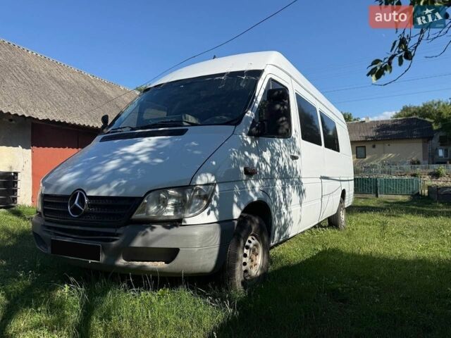 Білий Мерседес Sprinter, об'ємом двигуна 2.69 л та пробігом 630 тис. км за 7950 $, фото 1 на Automoto.ua