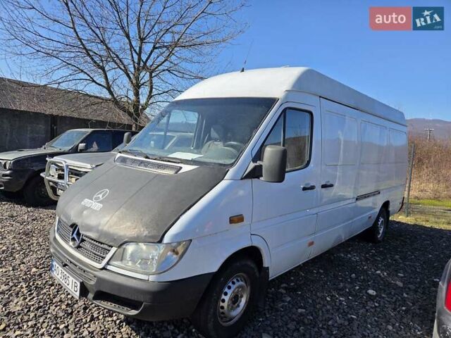 Білий Мерседес Sprinter, об'ємом двигуна 2.2 л та пробігом 355 тис. км за 7800 $, фото 1 на Automoto.ua