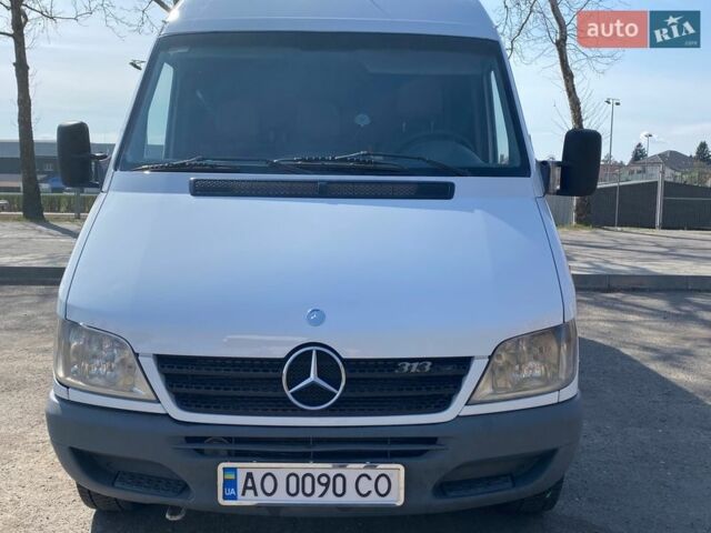 Белый Мерседес Sprinter, объемом двигателя 2.1 л и пробегом 363 тыс. км за 13800 $, фото 1 на Automoto.ua