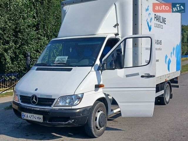 Белый Мерседес Sprinter, объемом двигателя 2.69 л и пробегом 750 тыс. км за 14300 $, фото 1 на Automoto.ua