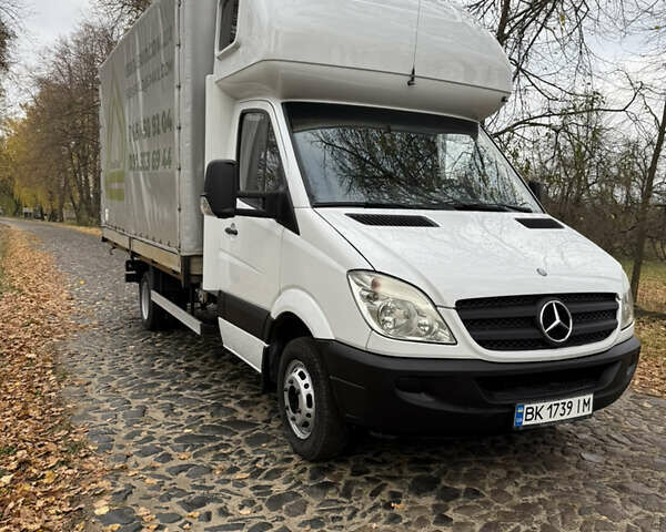 Белый Мерседес Sprinter, объемом двигателя 0 л и пробегом 410 тыс. км за 17300 $, фото 1 на Automoto.ua