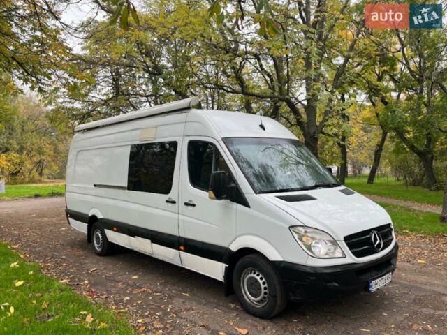 Белый Мерседес Sprinter, объемом двигателя 2.99 л и пробегом 470 тыс. км за 16500 $, фото 1 на Automoto.ua