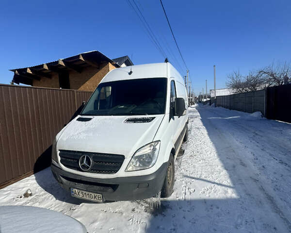 Білий Мерседес Sprinter, об'ємом двигуна 2.15 л та пробігом 350 тис. км за 10000 $, фото 1 на Automoto.ua