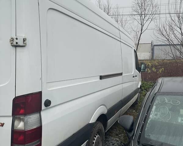 Білий Мерседес Sprinter, об'ємом двигуна 2.1 л та пробігом 650 тис. км за 11200 $, фото 1 на Automoto.ua