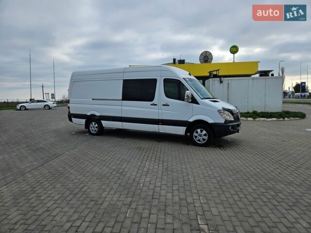 Белый Мерседес Sprinter, объемом двигателя 2.99 л и пробегом 605 тыс. км за 14300 $, фото 1 на Automoto.ua