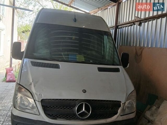 Білий Мерседес Sprinter, об'ємом двигуна 3 л та пробігом 129 тис. км за 12000 $, фото 1 на Automoto.ua