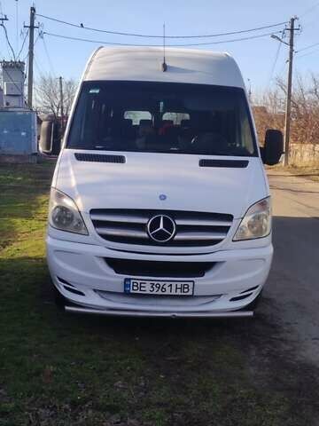 Білий Мерседес Sprinter, об'ємом двигуна 2.2 л та пробігом 420 тис. км за 32000 $, фото 1 на Automoto.ua