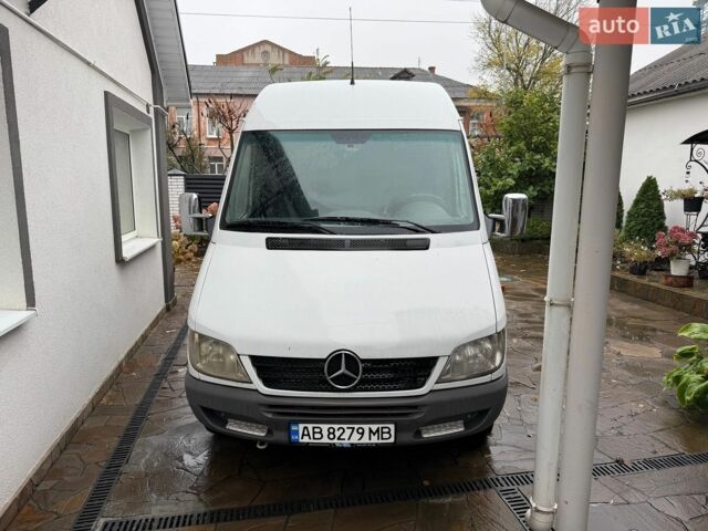 Білий Мерседес Sprinter, об'ємом двигуна 2.69 л та пробігом 190 тис. км за 19800 $, фото 1 на Automoto.ua
