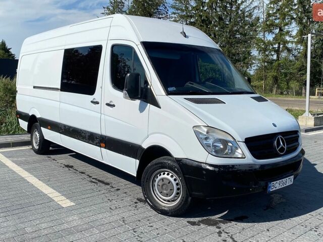 Білий Мерседес Sprinter, об'ємом двигуна 2.1 л та пробігом 450 тис. км за 12900 $, фото 1 на Automoto.ua