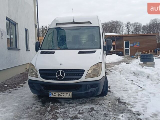 Білий Мерседес Sprinter, об'ємом двигуна 2.15 л та пробігом 475 тис. км за 7500 $, фото 1 на Automoto.ua