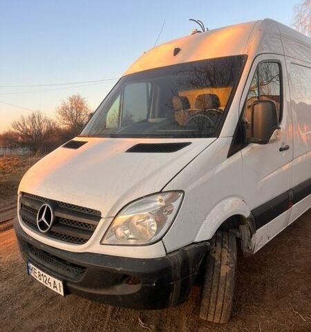 Белый Мерседес Sprinter, объемом двигателя 2.99 л и пробегом 360 тыс. км за 13800 $, фото 1 на Automoto.ua