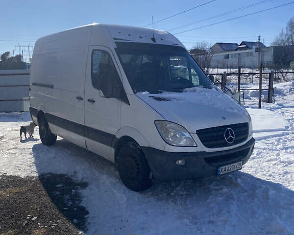 Білий Мерседес Sprinter, об'ємом двигуна 2.14 л та пробігом 414 тис. км за 13000 $, фото 1 на Automoto.ua