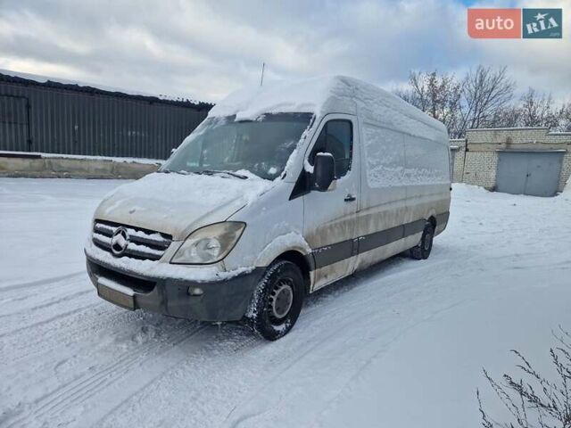 Белый Мерседес Sprinter, объемом двигателя 2.1 л и пробегом 70 тыс. км за 11000 $, фото 1 на Automoto.ua