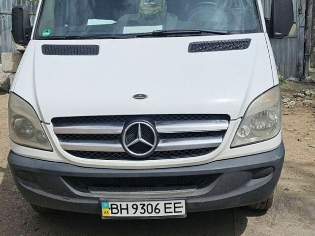 Білий Мерседес Sprinter, об'ємом двигуна 2.14 л та пробігом 290 тис. км за 7500 $, фото 1 на Automoto.ua