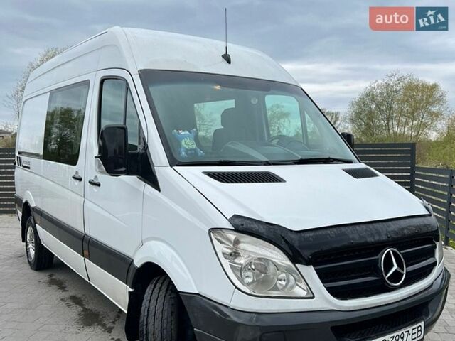Белый Мерседес Sprinter, объемом двигателя 2.14 л и пробегом 417 тыс. км за 11500 $, фото 1 на Automoto.ua