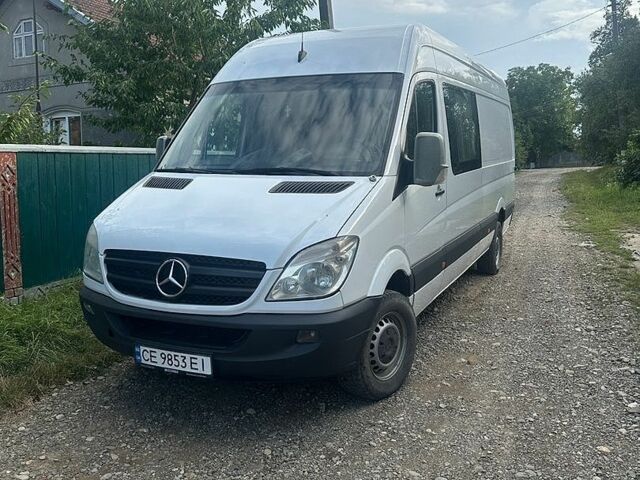 Белый Мерседес Sprinter, объемом двигателя 2.99 л и пробегом 380 тыс. км за 16800 $, фото 1 на Automoto.ua