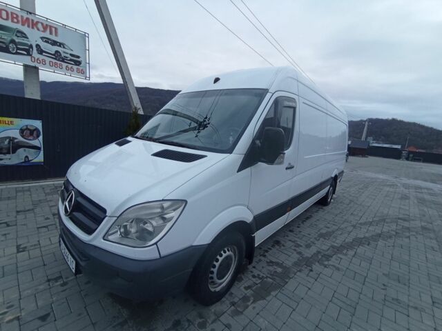 Белый Мерседес Sprinter, объемом двигателя 2.1 л и пробегом 290 тыс. км за 11000 $, фото 1 на Automoto.ua