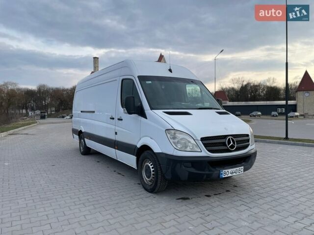 Белый Мерседес Sprinter, объемом двигателя 2.1 л и пробегом 280 тыс. км за 12500 $, фото 1 на Automoto.ua