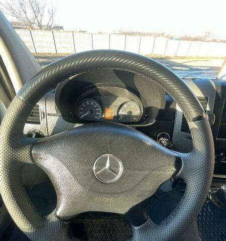 Білий Мерседес Sprinter, об'ємом двигуна 2.2 л та пробігом 400 тис. км за 13500 $, фото 1 на Automoto.ua