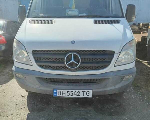 Мерседес Sprinter 2012 в Одессе на Automoto.ua Белый Мерседес Sprinter, объемом двигателя 2.1 л и пробегом 187 тыс. км за 14000 $, фото 1 на Automoto.ua
