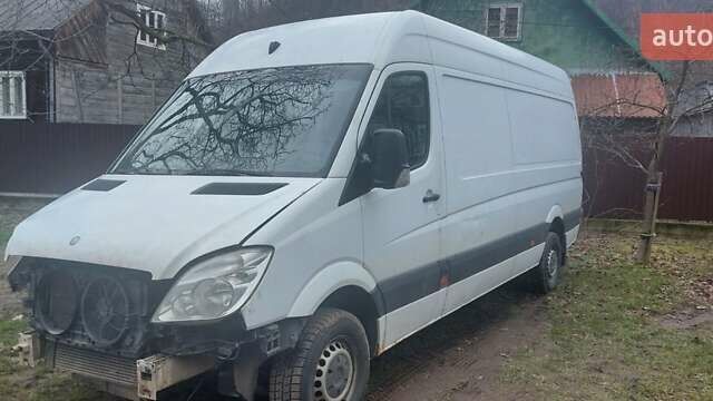 Білий Мерседес Sprinter, об'ємом двигуна 2.2 л та пробігом 350 тис. км за 6300 $, фото 1 на Automoto.ua