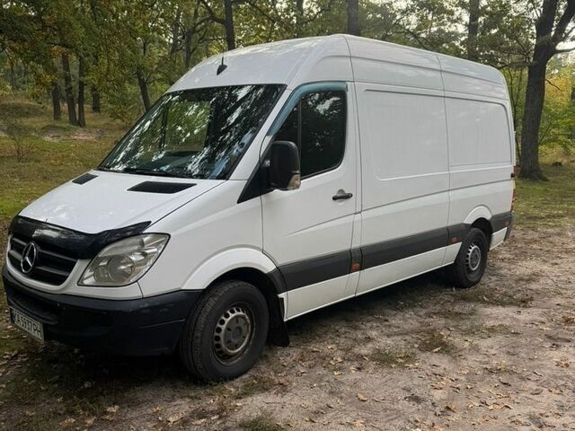 Білий Мерседес Sprinter, об'ємом двигуна 2.14 л та пробігом 472 тис. км за 11500 $, фото 1 на Automoto.ua
