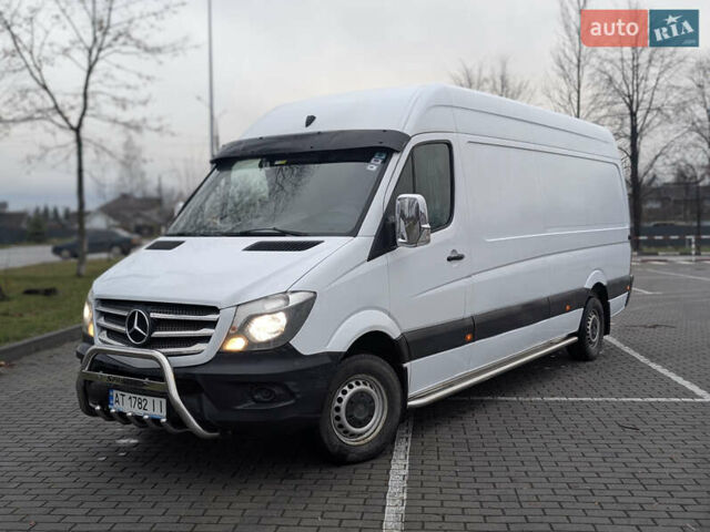 Білий Мерседес Sprinter, об'ємом двигуна 2.14 л та пробігом 320 тис. км за 14199 $, фото 1 на Automoto.ua