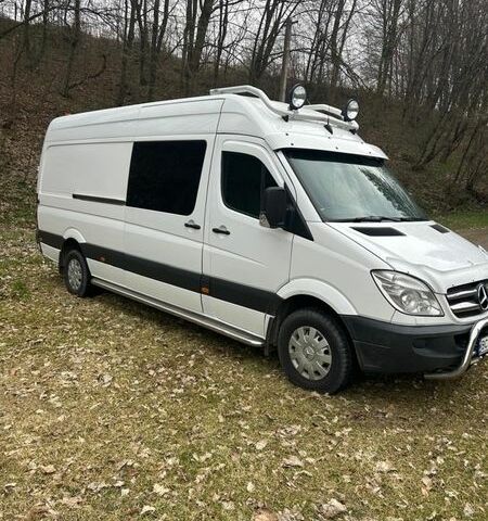 Белый Мерседес Sprinter, объемом двигателя 2.99 л и пробегом 600 тыс. км за 18500 $, фото 1 на Automoto.ua