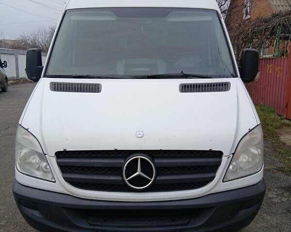 Білий Мерседес Sprinter, об'ємом двигуна 2.14 л та пробігом 595 тис. км за 13000 $, фото 1 на Automoto.ua