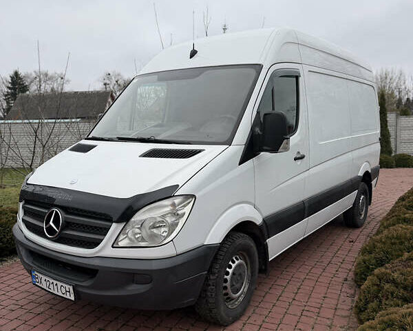 Белый Мерседес Sprinter, объемом двигателя 2.99 л и пробегом 200 тыс. км за 24500 $, фото 1 на Automoto.ua
