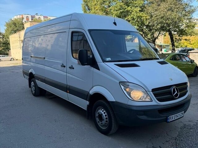 Белый Мерседес Sprinter, объемом двигателя 2.14 л и пробегом 557 тыс. км за 19000 $, фото 1 на Automoto.ua