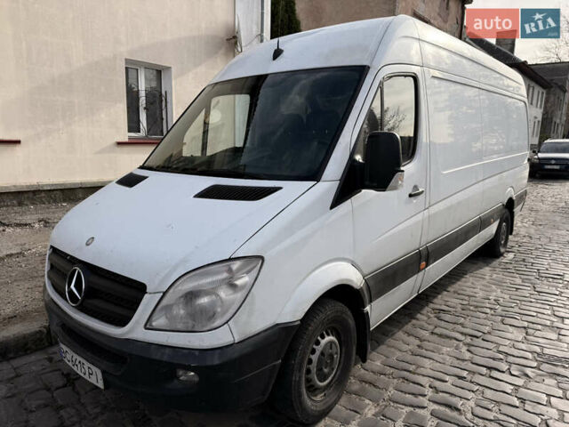 Белый Мерседес Sprinter, объемом двигателя 2.14 л и пробегом 602 тыс. км за 10800 $, фото 1 на Automoto.ua