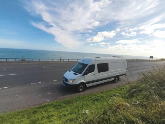 Білий Мерседес Sprinter, об'ємом двигуна 2.7 л та пробігом 830 тис. км за 17000 $, фото 1 на Automoto.ua