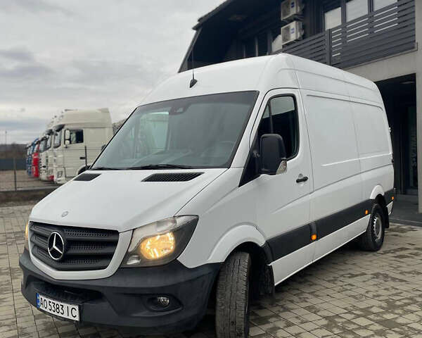 Білий Мерседес Sprinter, об'ємом двигуна 2.1 л та пробігом 330 тис. км за 13100 $, фото 1 на Automoto.ua