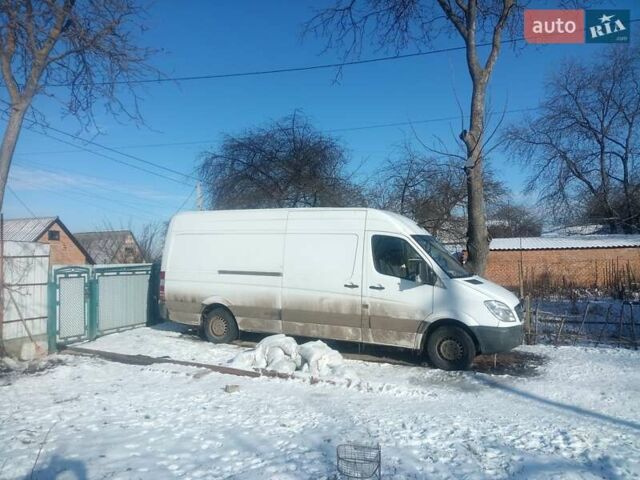 Білий Мерседес Sprinter, об'ємом двигуна 2.1 л та пробігом 327 тис. км за 18000 $, фото 1 на Automoto.ua