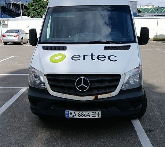 Белый Мерседес Sprinter, объемом двигателя 2.1 л и пробегом 381 тыс. км за 14000 $, фото 1 на Automoto.ua