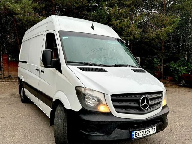 Белый Мерседес Sprinter, объемом двигателя 2.14 л и пробегом 452 тыс. км за 10800 $, фото 1 на Automoto.ua