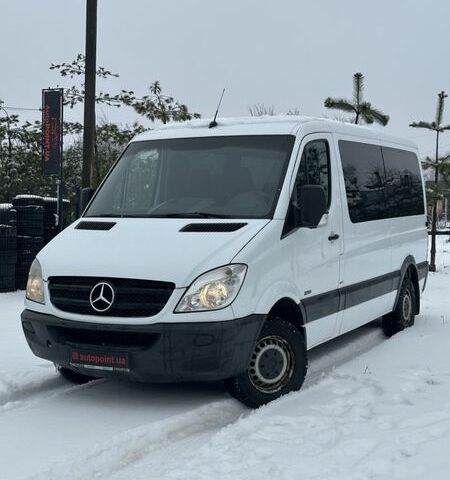 Белый Мерседес Sprinter, объемом двигателя 2.99 л и пробегом 489 тыс. км за 12999 $, фото 1 на Automoto.ua
