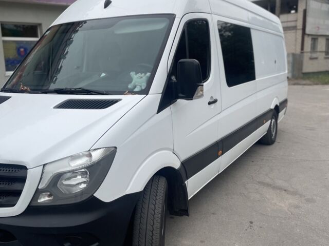 Білий Мерседес Sprinter, об'ємом двигуна 2.1 л та пробігом 430 тис. км за 14000 $, фото 1 на Automoto.ua