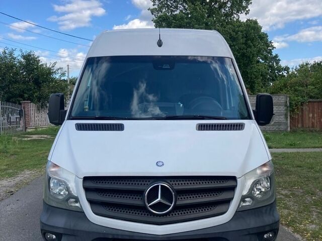 Белый Мерседес Sprinter, объемом двигателя 2.14 л и пробегом 310 тыс. км за 18899 $, фото 1 на Automoto.ua