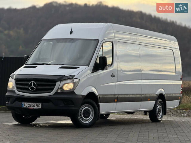 Белый Мерседес Sprinter, объемом двигателя 2.99 л и пробегом 518 тыс. км за 18999 $, фото 1 на Automoto.ua