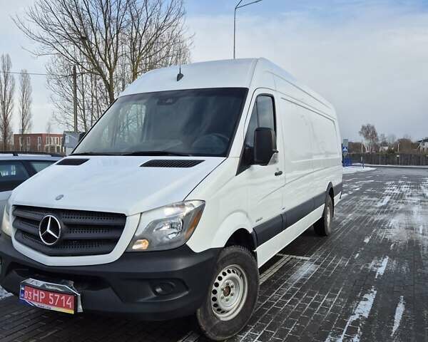 Белый Мерседес Sprinter, объемом двигателя 3 л и пробегом 245 тыс. км за 27000 $, фото 1 на Automoto.ua