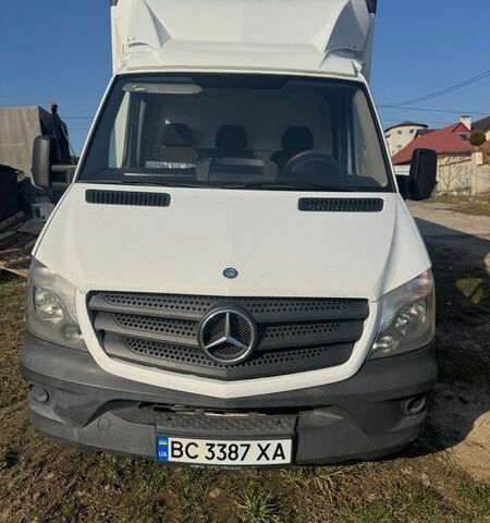 Белый Мерседес Sprinter, объемом двигателя 2.1 л и пробегом 328 тыс. км за 17500 $, фото 1 на Automoto.ua