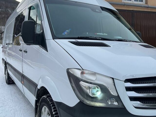 Білий Мерседес Sprinter, об'ємом двигуна 0 л та пробігом 650 тис. км за 16500 $, фото 1 на Automoto.ua