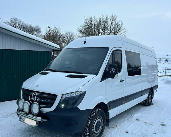 Белый Мерседес Sprinter, объемом двигателя 2.2 л и пробегом 363 тыс. км за 16000 $, фото 1 на Automoto.ua