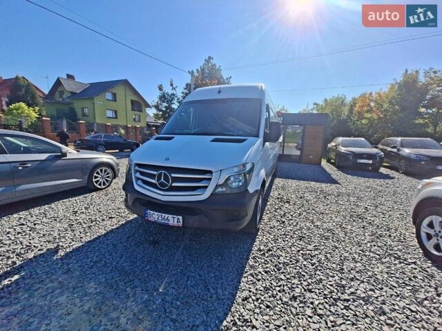 Белый Мерседес Sprinter, объемом двигателя 2.14 л и пробегом 279 тыс. км за 13699 $, фото 1 на Automoto.ua