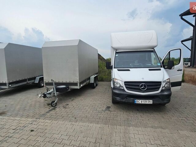 Белый Мерседес Sprinter, объемом двигателя 2.14 л и пробегом 490 тыс. км за 13700 $, фото 1 на Automoto.ua