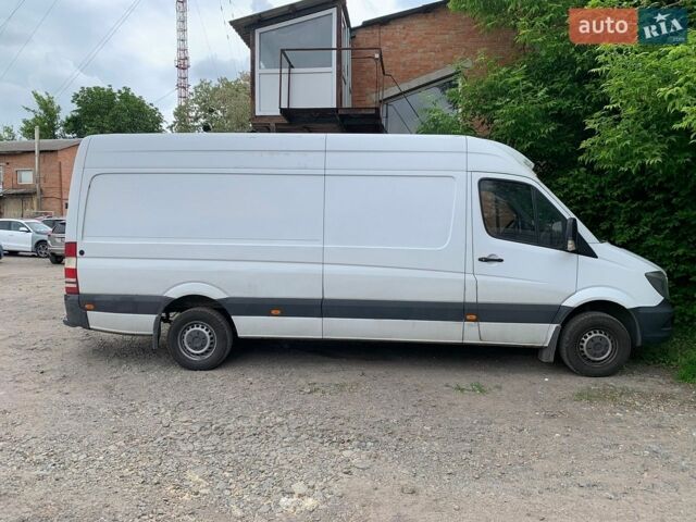 Белый Мерседес Sprinter, объемом двигателя 2.14 л и пробегом 800 тыс. км за 9600 $, фото 1 на Automoto.ua